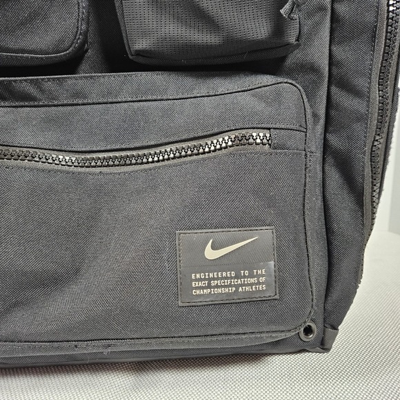 Nike Utility Elite FSU Florida State Seminoles Backpack Black Training Bag 32L - Picture 2 of 9